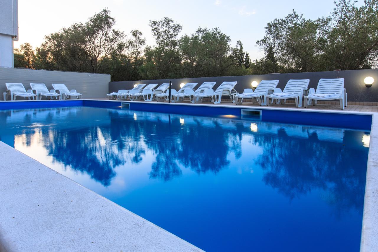 Scandinavian Hotel - Ulcinj Ulqin מראה חיצוני תמונה